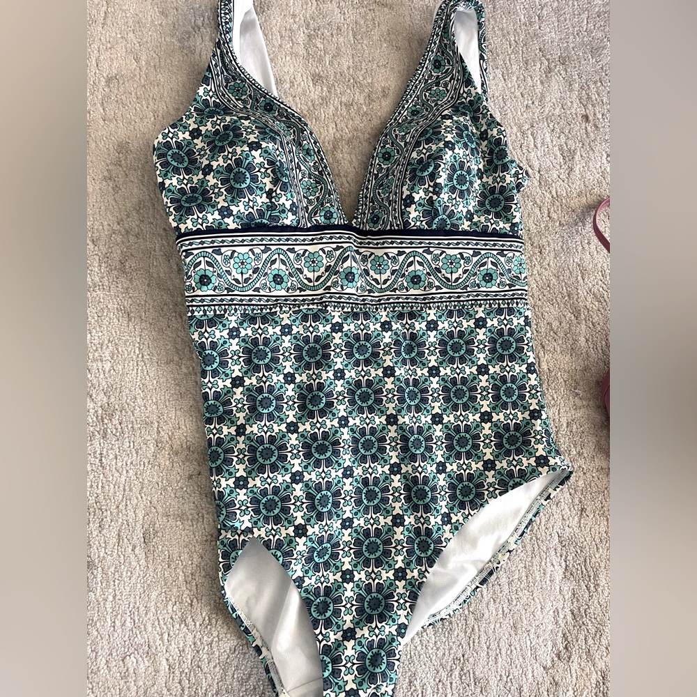 Boden Onepiece Swimsuit